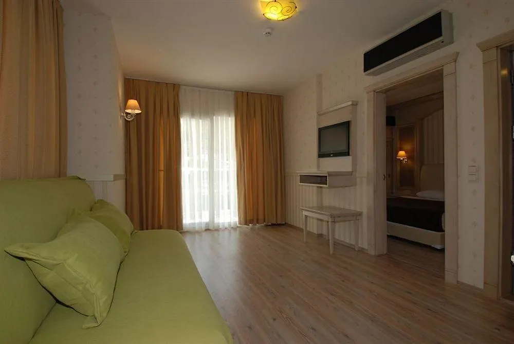 Otel Mersoy Bellavista Suites (Adults Only) İçmeler